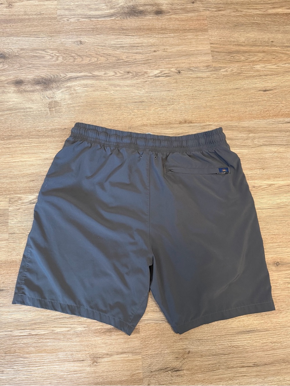 Faherty Shorelite Trunks size medium - Picture 4 of 5